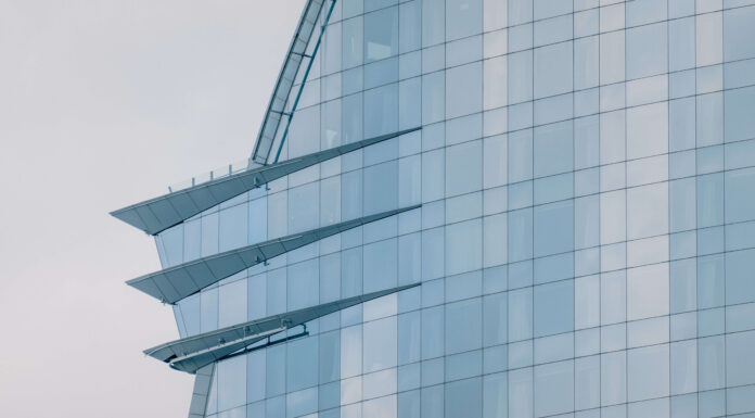 De 5 meest bijzondere glazen gebouwen