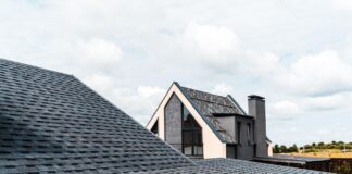 Energie besparen door dakisolatie Depositphotos_289999036_S