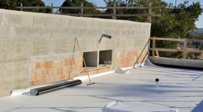 Ontdek de voordelen van een witte dakcoating wit dak